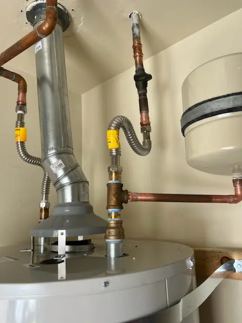 Water heater installation and plumbing repair in Moberly